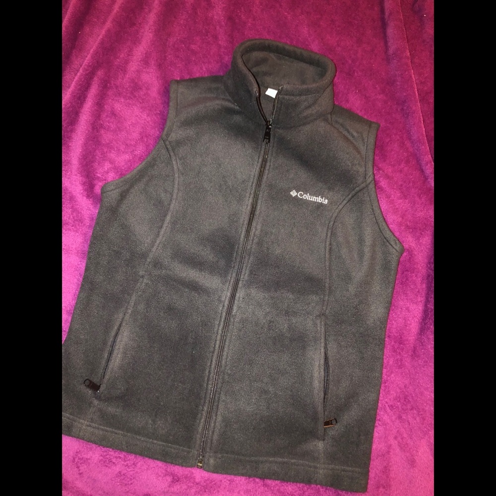 ✨ Women’s Columbia Sleeveless Fleece